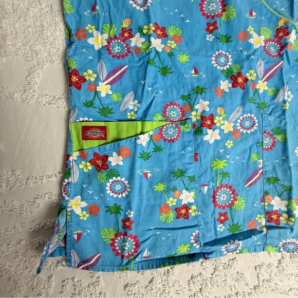 Dickies Womans top scrubs lot - Picture 3 of 13